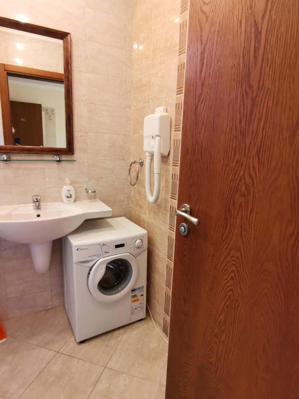 Quiet Apartment With Big Terrace In Santa Marina With Parking سوزوبول المظهر الخارجي الصورة