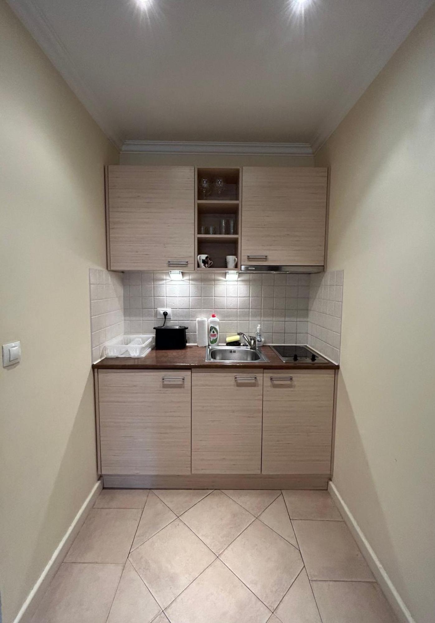 Quiet Apartment With Big Terrace In Santa Marina With Parking سوزوبول الغرفة الصورة